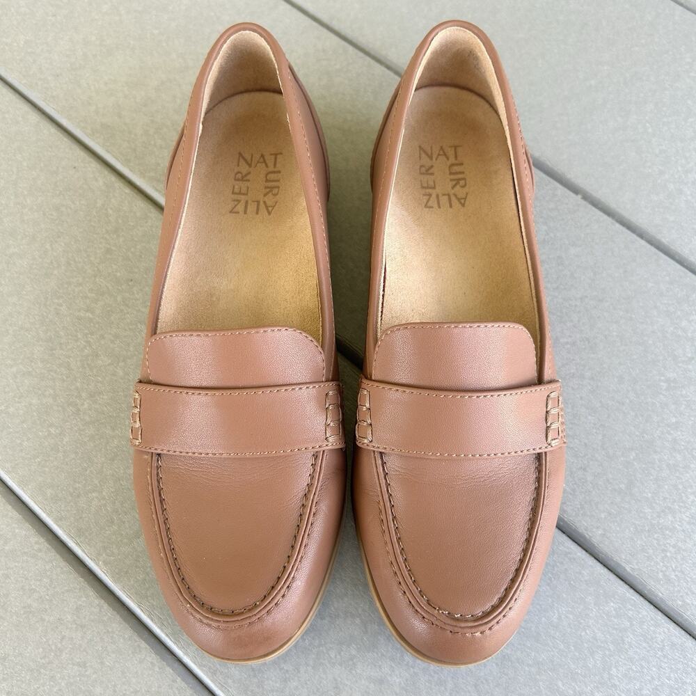 Naturalizer Women's Milo Loafers Tan Size 6.5M